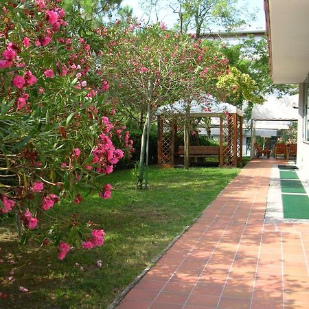 Hotel Eden Lignano Sabbiadoro Ngoại thất bức ảnh