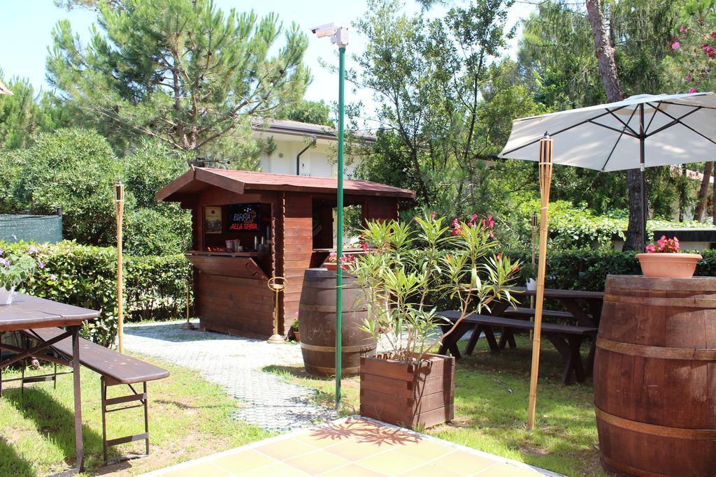 Hotel Eden Lignano Sabbiadoro Ngoại thất bức ảnh