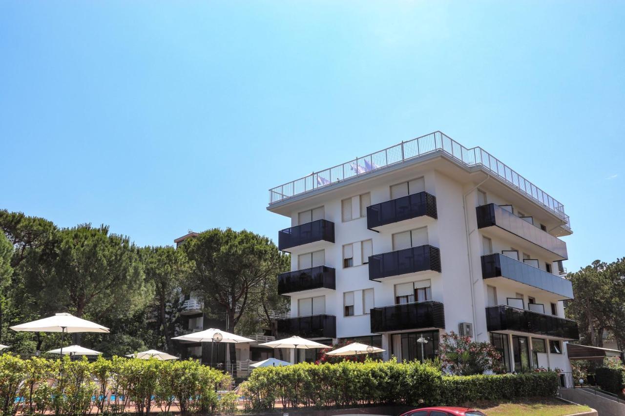 Hotel Eden Lignano Sabbiadoro Ngoại thất bức ảnh