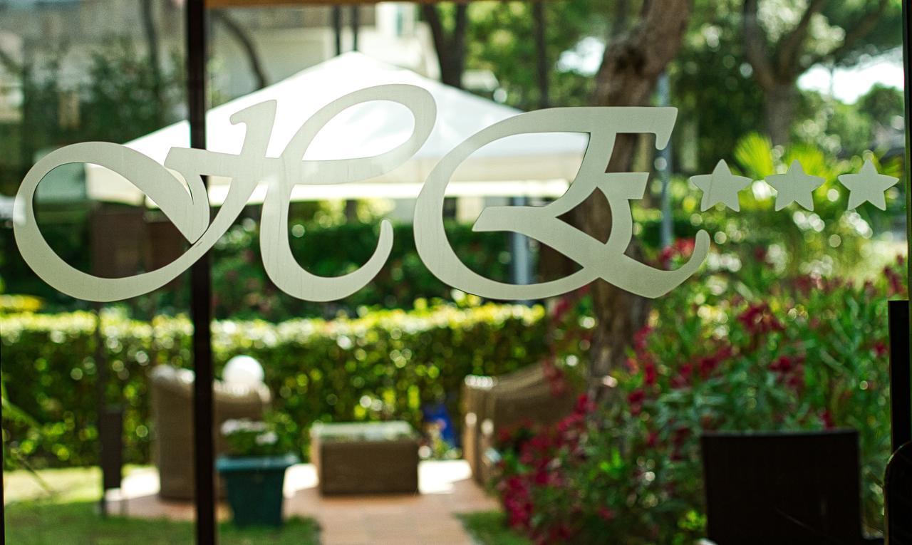 Hotel Eden Lignano Sabbiadoro Ngoại thất bức ảnh