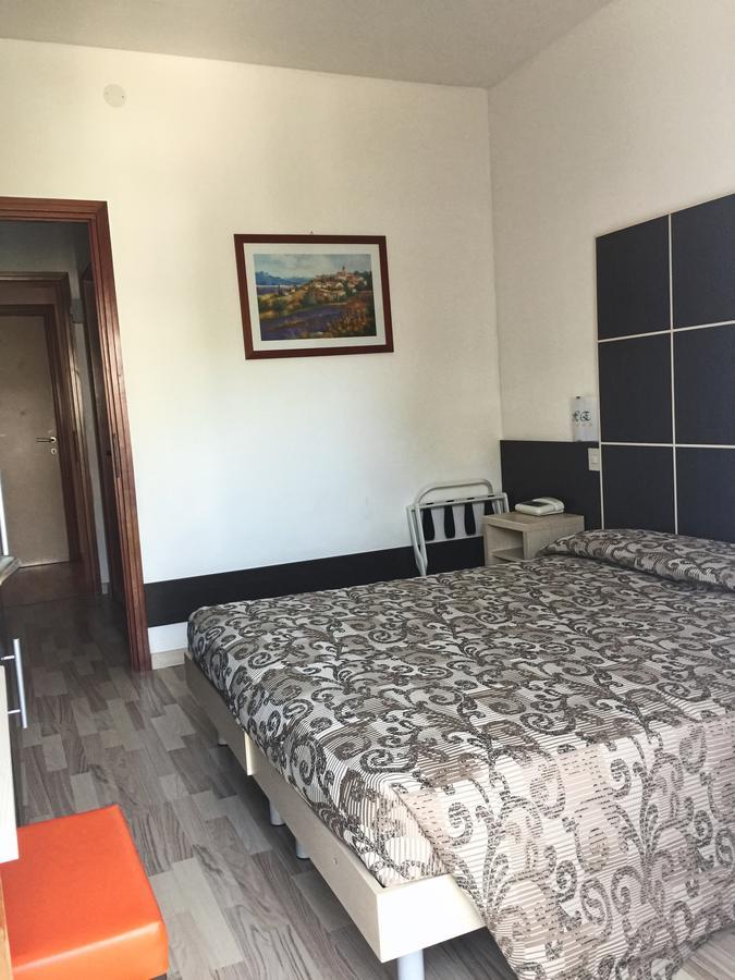 Hotel Eden Lignano Sabbiadoro Ngoại thất bức ảnh