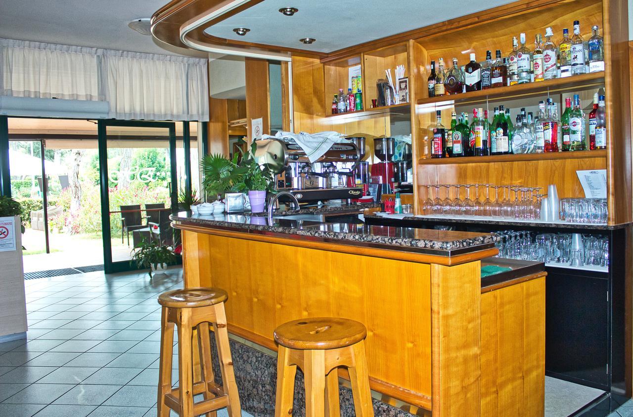 Hotel Eden Lignano Sabbiadoro Ngoại thất bức ảnh