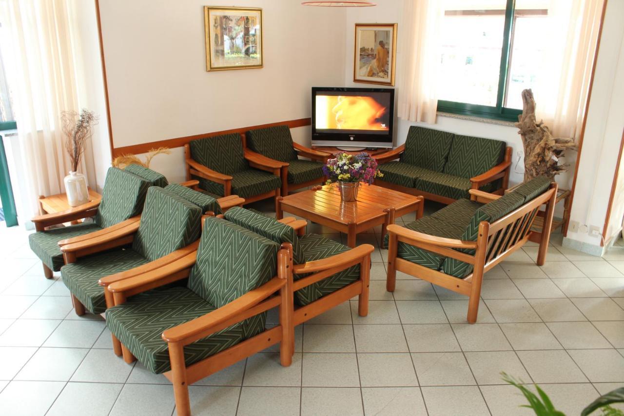 Hotel Eden Lignano Sabbiadoro Ngoại thất bức ảnh